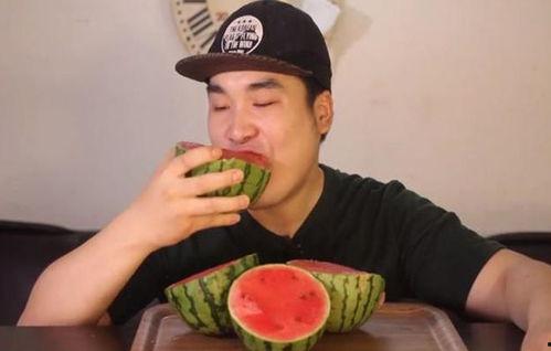 伦敦吃瓜网红是哪里人呀,他/她究竟来自何方？